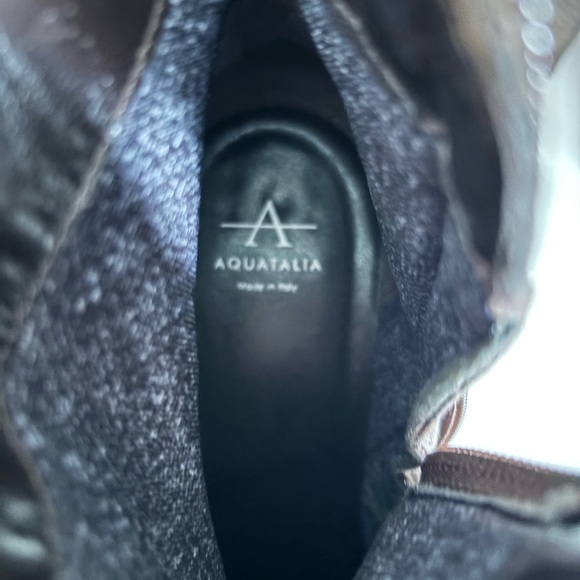 Aquatalia brown suede buckle boots - Sz 9 - Picture 3 of 4